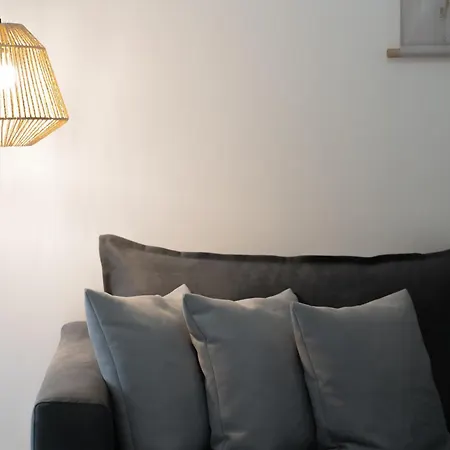 Euphoria Cozy House דירה